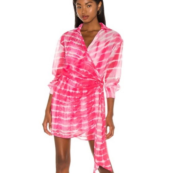 h:ours Jaqi Wrap Dress Jaqi Wrap Dress in Fuchsia Tie Dye
h:ours - Picture 1 of 13